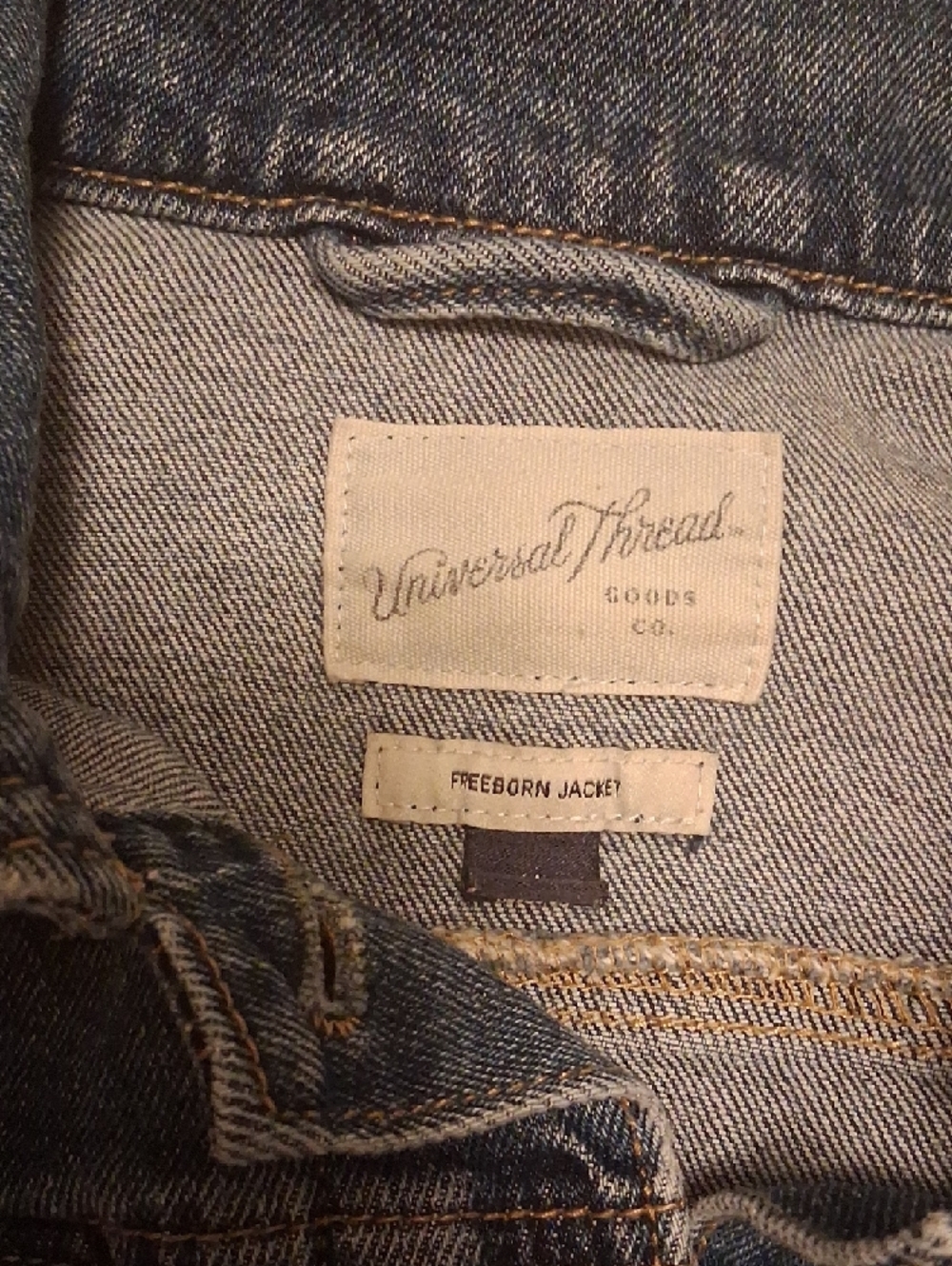 Universal Thread Freeborn Denim Jacket in Medium Blue - Picture 2 of 13